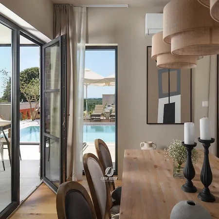 Дом отдыха Luxury With Heated Infinity Pool And Sauna Пазин