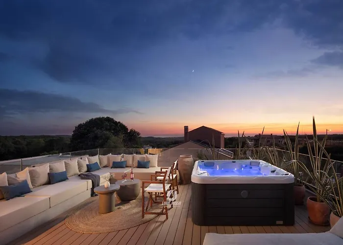 Luxury With Heated Infinity Pool And Sauna Holiday home Pazin